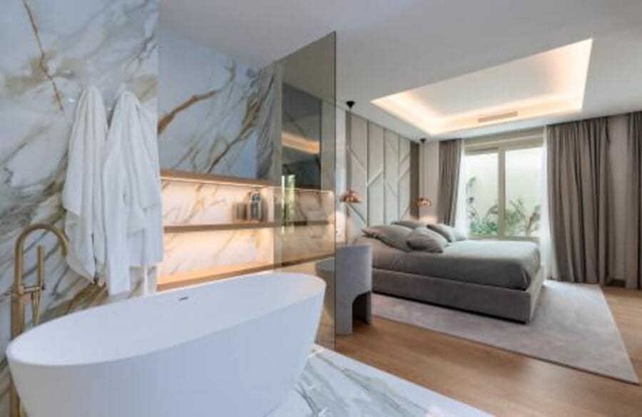 Appartement de 3 chambres à louer à Marbella avec piscine garage - 16 500 € (Ref: 10025035)