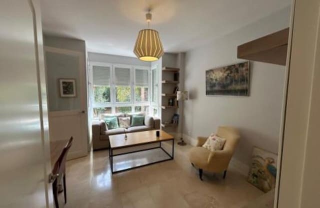 3 Zimmer Apartment zu vermieten in Sierra Blanca, Marbella mit Pool Garage - 3.300 € (Ref: 10025036)