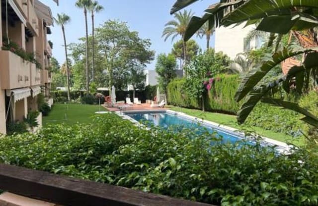 3 Zimmer Apartment zu vermieten in Sierra Blanca, Marbella mit Pool Garage - 3.300 € (Ref: 10025036)