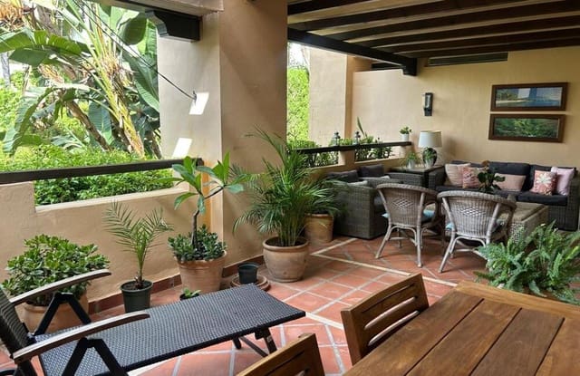 3 Zimmer Apartment zu vermieten in Sierra Blanca, Marbella mit Pool Garage - 3.300 € (Ref: 10025036)
