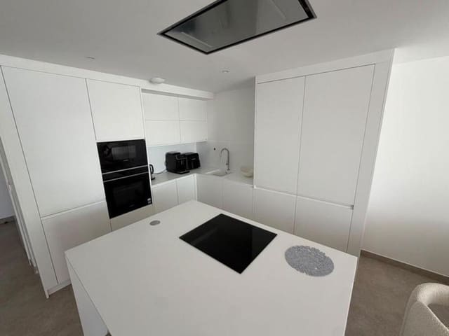4 camera da letto Attico da affittare in Los Flamingos, Benahavís con piscina - 6.000 € (Rif: 10029947)