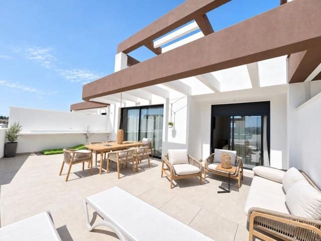 Ático de 4 habitaciones en Los Flamingos, Benahavís en alquiler con piscina - 6.000 € (Ref: 10029947)