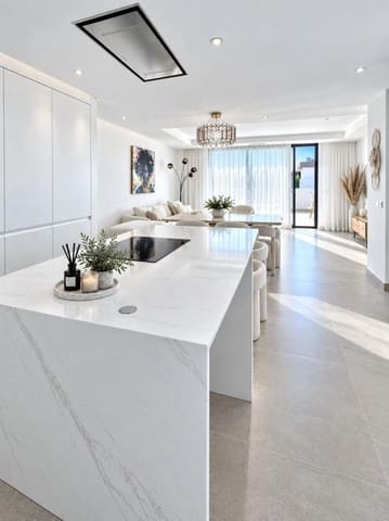 Ático de 4 habitaciones en Los Flamingos, Benahavís en alquiler con piscina - 6.000 € (Ref: 10029947)