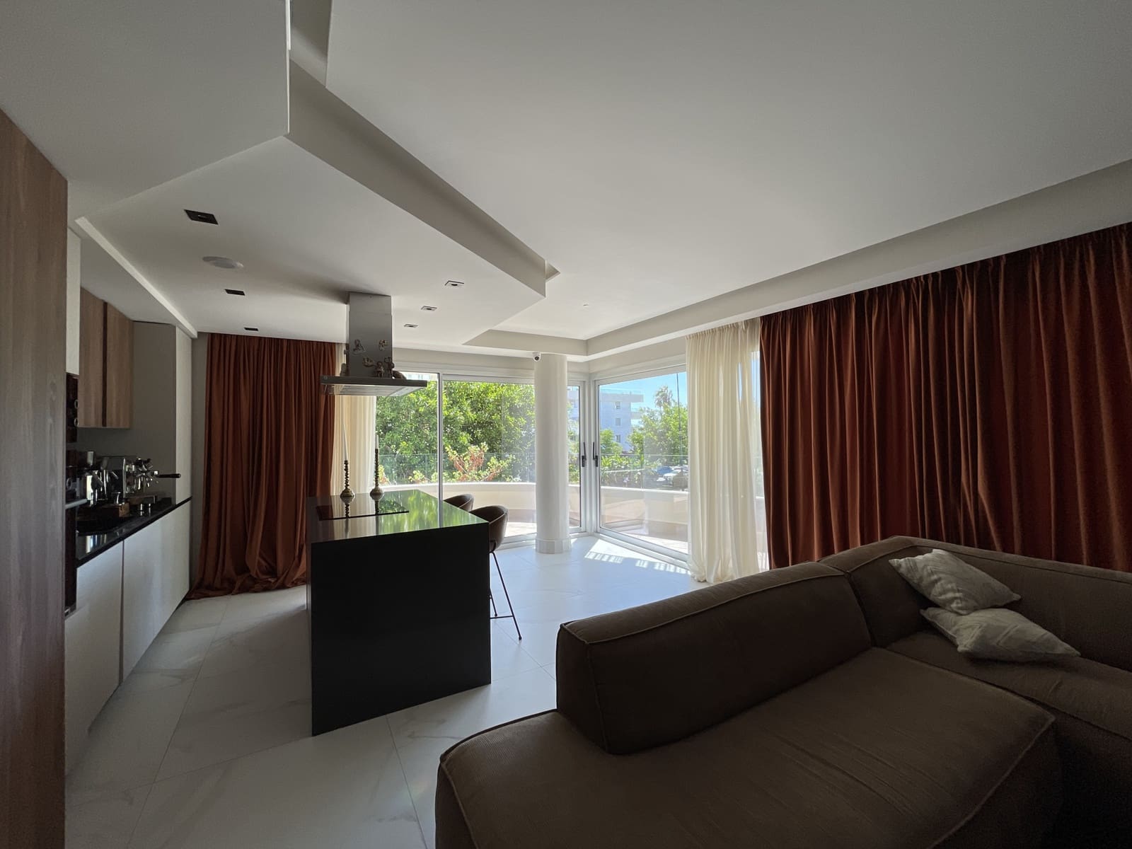 3 quarto Apartamento para arrendar em San Pedro de Alcantara com piscina garagem - 4 500 € (Ref: 10029948)
