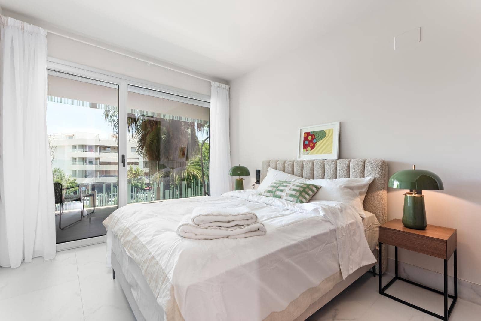 3 slaapkamer Appartement te huur in San Pedro de Alcantara met zwembad garage - € 5.000 (Ref: 10029948)