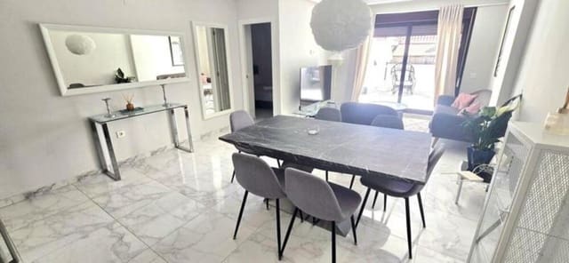 3 sovrum Lägenhet att hyra i Nueva Andalucía Centro, Marbella med pool garage - 2 500 € (Ref: 10029949)