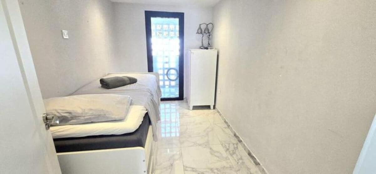 3 sovrum Lägenhet att hyra i Marbella med pool garage - 2 500 € (Ref: 10029949)