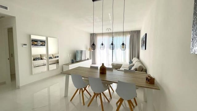 Penthouse de 3 chambres à louer à Bel-Air, Estepona - 3 200 € (Ref: 10029950)