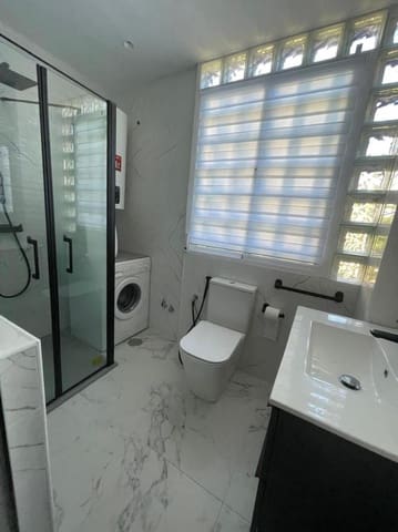 4 Zimmer Haus zu vermieten in Puerto Banus, Marbella mit Pool Garage - 3.500 € (Ref: 10031395)