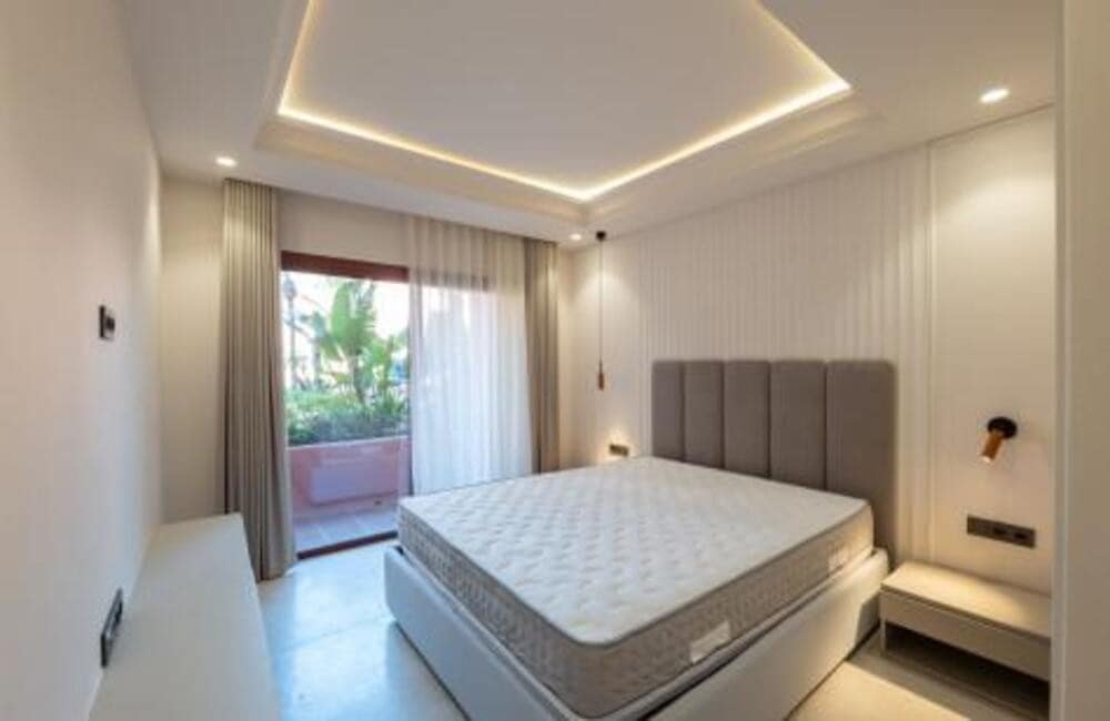 Apartamento de 3 habitaciones en Guadalmansa en alquiler con piscina garaje - 6.000 € (Ref: 10031396)