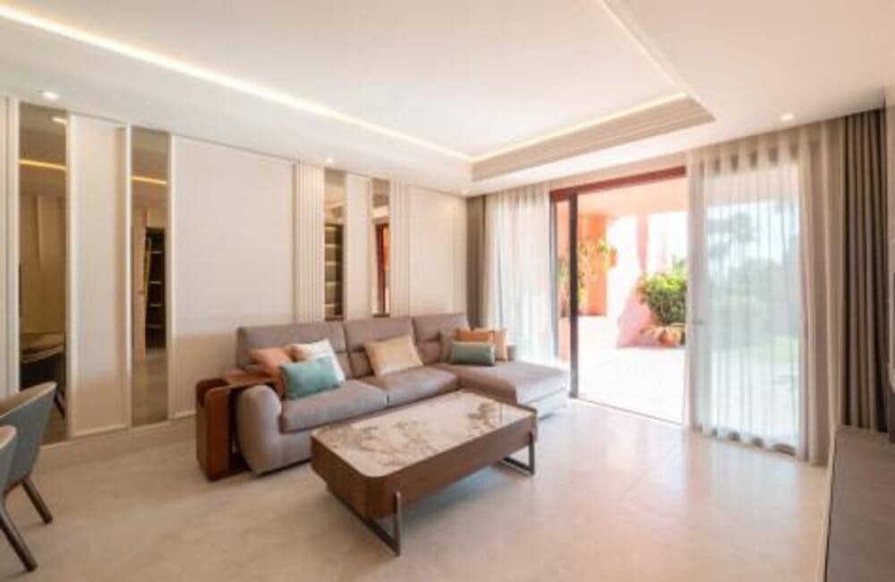 Apartamento de 3 habitaciones en Guadalmansa en alquiler con piscina garaje - 6.000 € (Ref: 10031396)