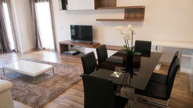 2 bedroom Apartment for rent in Los Arqueros - Puerto del Almendro, Benahavís with pool garage - € 2,750 (Ref: 10033493)