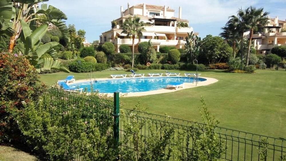 2 quarto Apartamento para arrendar em Benahavis com piscina garagem - 2 750 € (Ref: 10033493)
