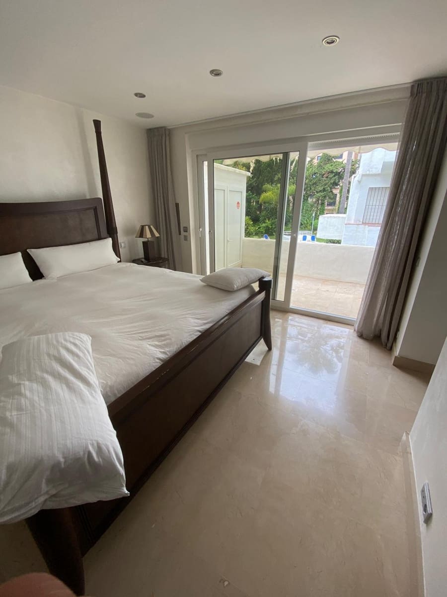 2 makuuhuone Huoneisto vuokrattavana paikassa Marbella mukana uima-altaan 
autotalli - 3 500 € (Ref: 10033494)