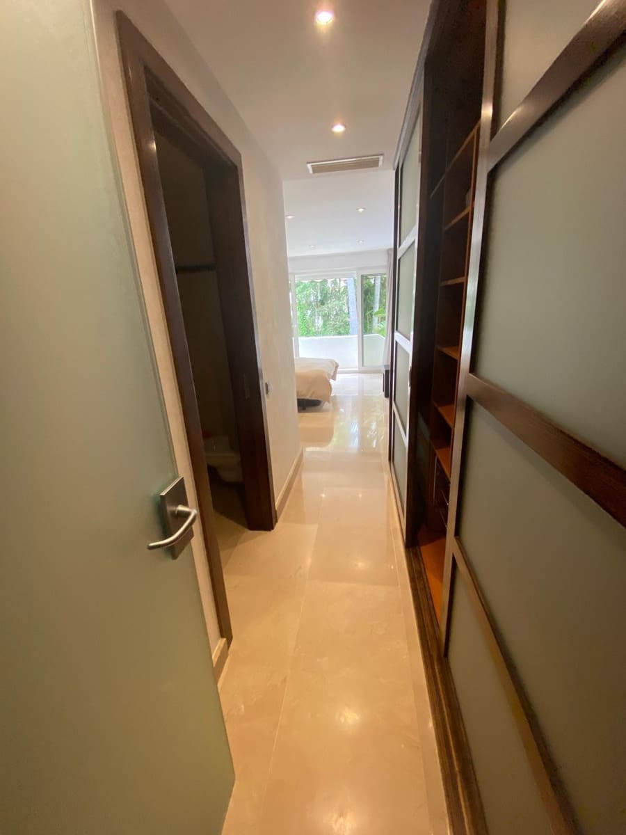 2 makuuhuone Huoneisto vuokrattavana paikassa Marbella mukana uima-altaan 
autotalli - 3 500 € (Ref: 10033494)