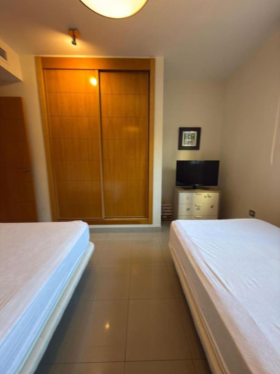2 slaapkamer Appartement te huur in El Paraiso met zwembad garage - € 2.300 (Ref: 10034840)