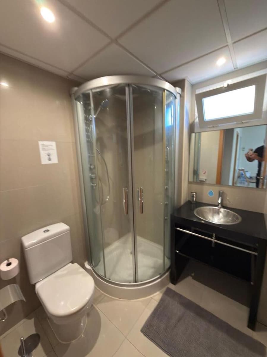 2 slaapkamer Appartement te huur in El Paraiso met zwembad garage - € 2.300 (Ref: 10034840)