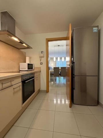 2 bedroom Apartment for rent in El Paraiso, Estepona - € 2,300 (Ref: 10034840)