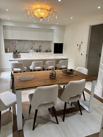 Penthouse de 4 chambres à louer à Alicate, Marbella avec piscine garage - 18 000 € (Ref: 10034841)