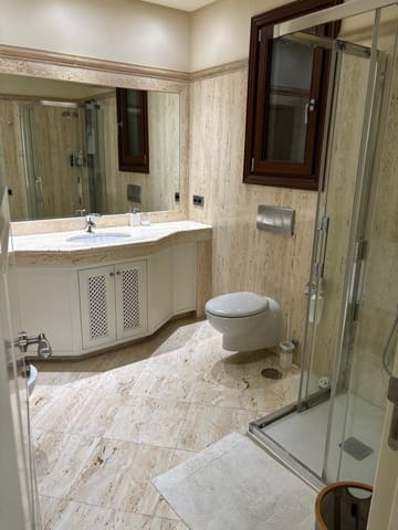 Penthouse de 4 chambres à louer à Alicate, Marbella avec piscine garage - 18 000 € (Ref: 10034841)