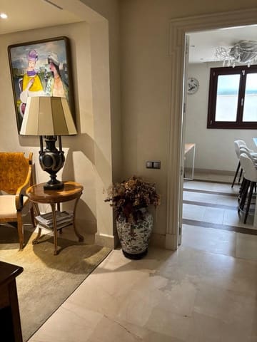 Penthouse de 4 chambres à louer à Alicate, Marbella avec piscine garage - 18 000 € (Ref: 10034841)