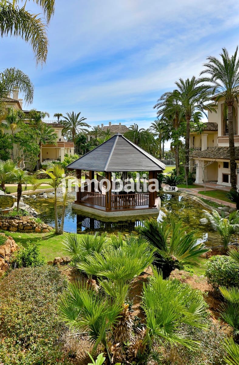 4 makuuhuone Kattohuoneisto vuokrattavana paikassa Marbella mukana uima-altaan 
autotalli - 18 000 € (Ref: 10034841)