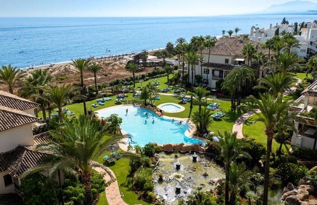 Ático de 4 habitaciones en Alicate, Marbella en alquiler con piscina garaje - 18.000 € (Ref: 10034841)