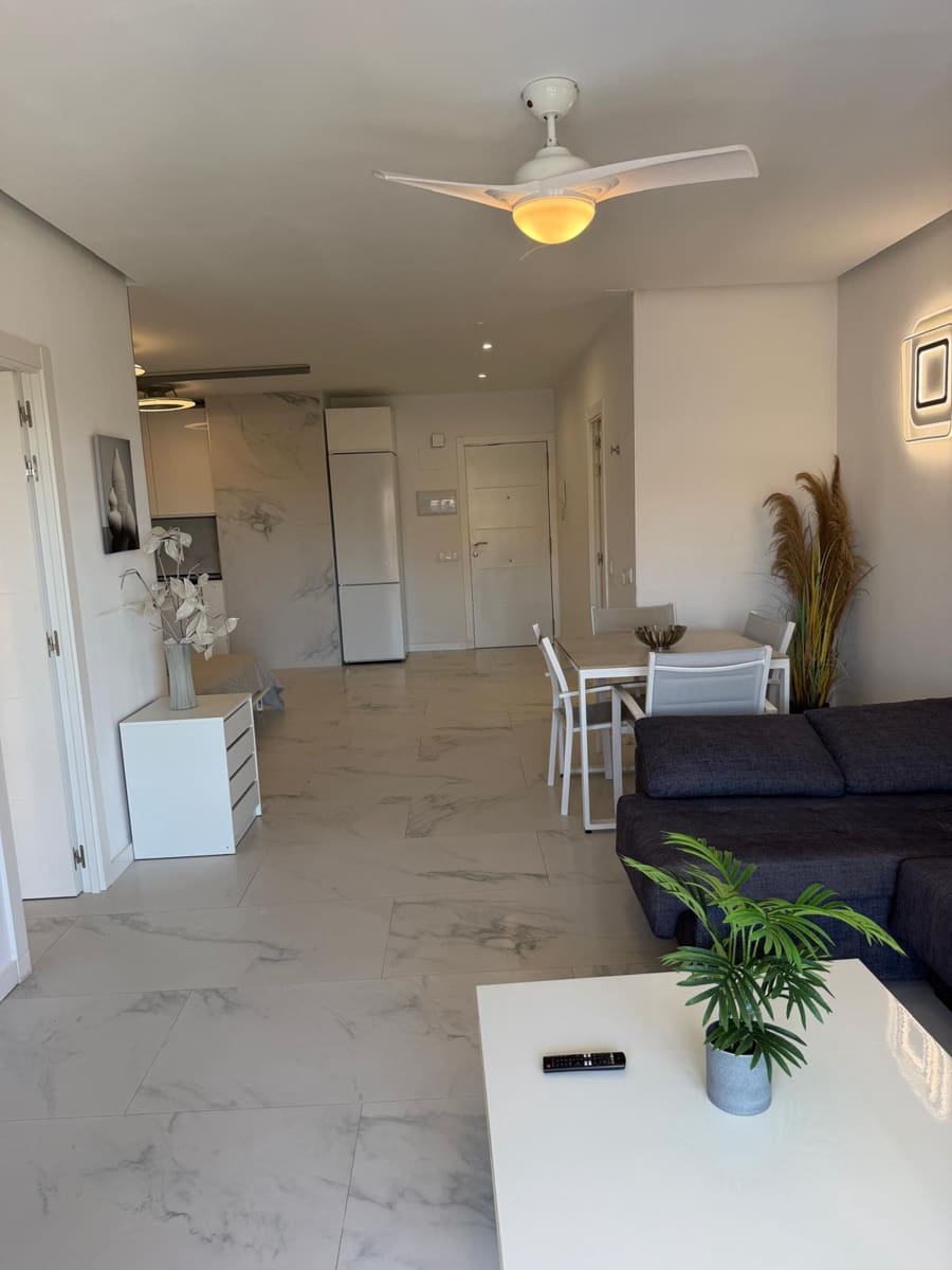 1 bedroom Apartment for rent in Marbella with pool garage - € 2,000 (Ref: 10038646)