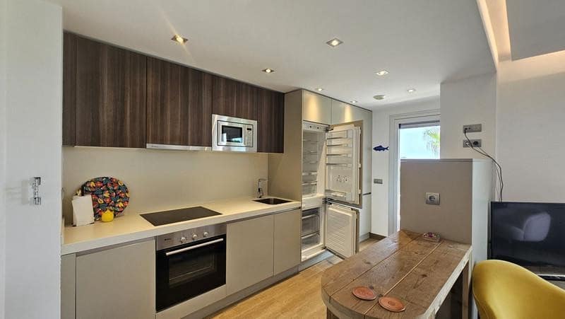 3 Zimmer Apartment zu vermieten in San Pedro de Alcantara mit Pool Garage - 3.300 € (Ref: 10040296)