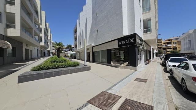 3 sypialnia Apartament do wynajęcia w Nueva Alcántara, Marbella z basenem garażem - 3 300 € (Ref: 10040296)