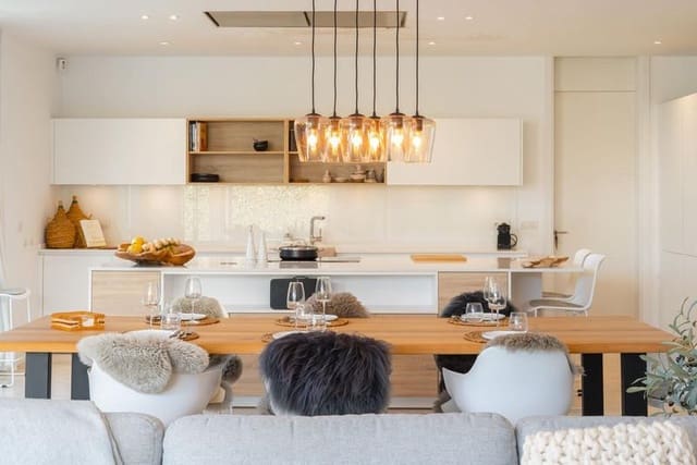 3 slaapkamer Villa te huur in Cancelada, Estepona met zwembad garage - € 8.000 (Ref: 10040297)