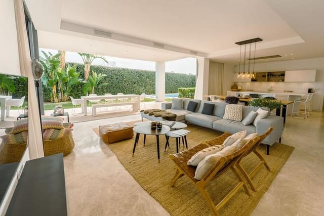3 slaapkamer Villa te huur in Cancelada, Estepona met zwembad garage - € 8.000 (Ref: 10040297)