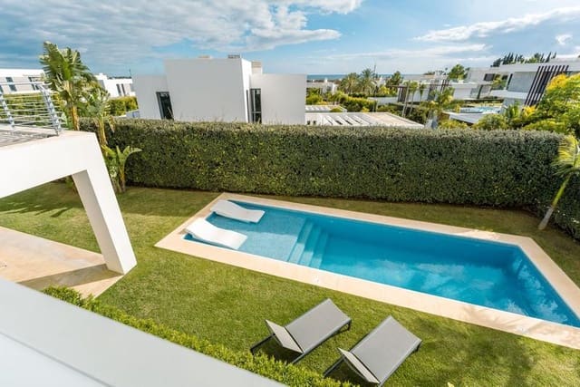 3 slaapkamer Villa te huur in Cancelada, Estepona met zwembad garage - € 8.000 (Ref: 10040297)