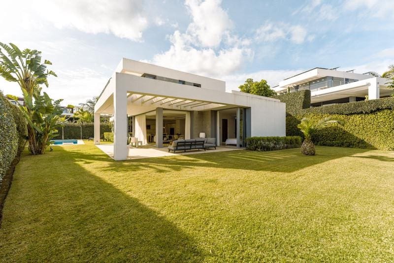 3 slaapkamer Villa te huur in Cancelada met zwembad garage - € 8.000 (Ref: 10040297)