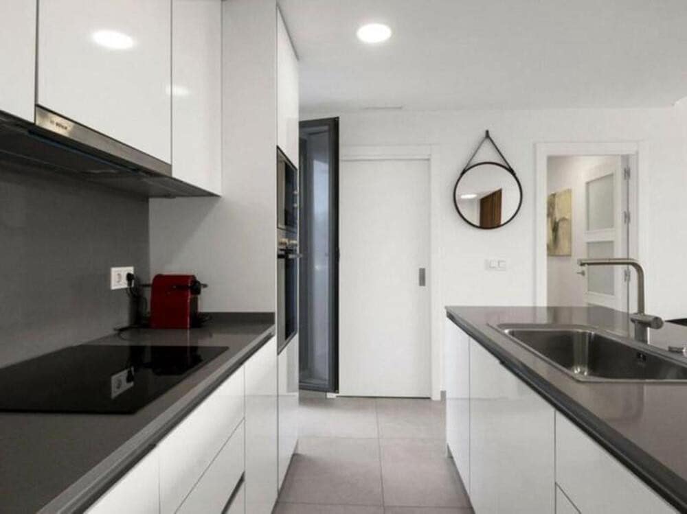 3 bedroom Penthouse for sale in Benahavis with pool garage - € 1,150,000 (Ref: 10042435)