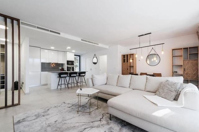 3 sypialnia Penthouse do wynajęcia w La Quinta, Benahavís z basenem garażem - 4 500 € (Ref: 10042436)