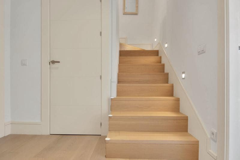 2 soveværelse Penthouse til leje i Nueva Andalucia med swimmingpool garage - € 3.800 (Ref: 10042438)