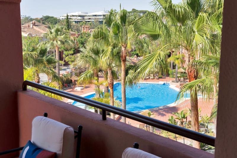 2 soveværelse Penthouse til leje i Nueva Andalucia med swimmingpool garage - € 3.800 (Ref: 10042438)