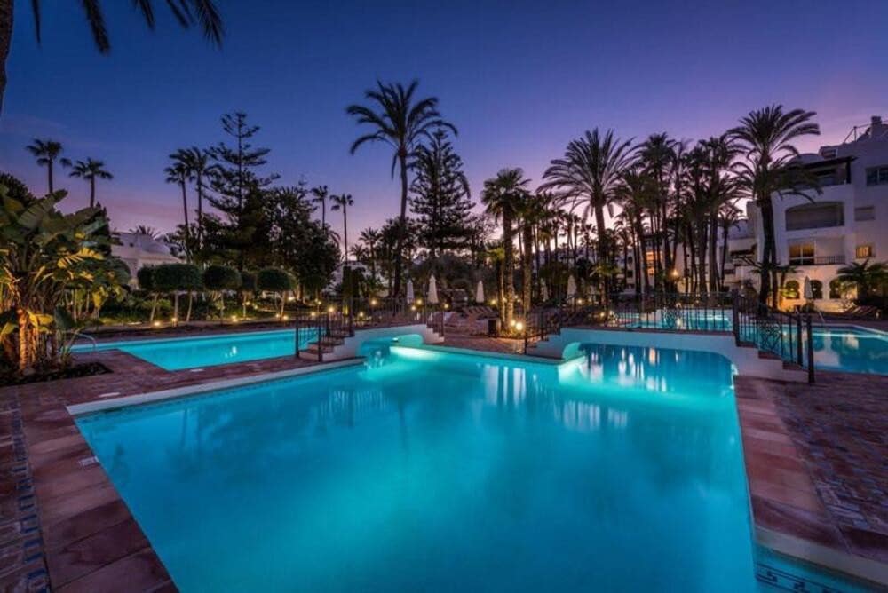 2 makuuhuone Huoneisto vuokrattavana paikassa Marbella mukana uima-altaan 
autotalli - 4 750 € (Ref: 10044380)