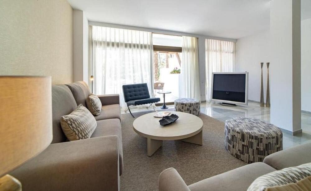 2 makuuhuone Huoneisto vuokrattavana paikassa Marbella mukana uima-altaan 
autotalli - 4 750 € (Ref: 10044380)