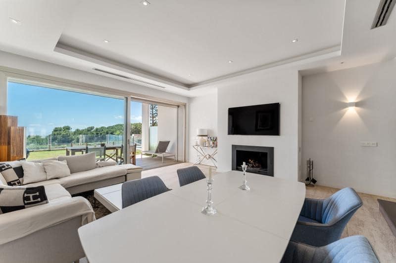 3 soveværelse Byhus til leje i Marbella med swimmingpool garage - € 12.000 (Ref: 10044381)