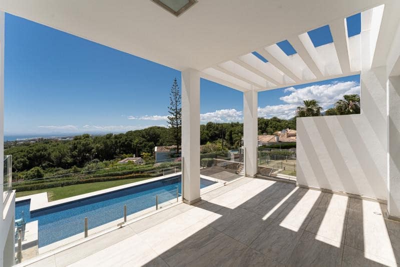 3 soveværelse Byhus til leje i Marbella med swimmingpool garage - € 12.000 (Ref: 10044381)