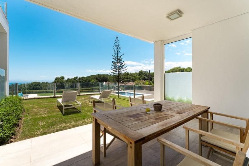 3 soveværelse Byhus til leje i Marbella med swimmingpool garage - € 12.000 (Ref: 10044381)