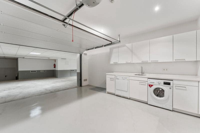 3 soveværelse Byhus til leje i Marbella med swimmingpool garage - € 12.000 (Ref: 10044381)