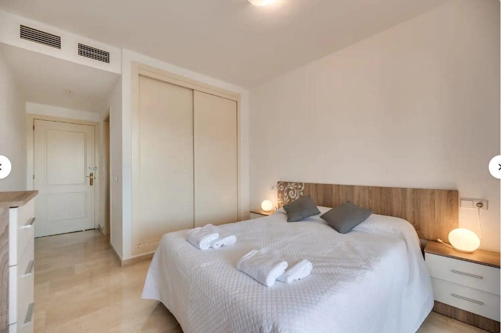 2 sovrum Lägenhet att hyra i San Pedro de Alcantara med garage - 1 750 € (Ref: 10046760)