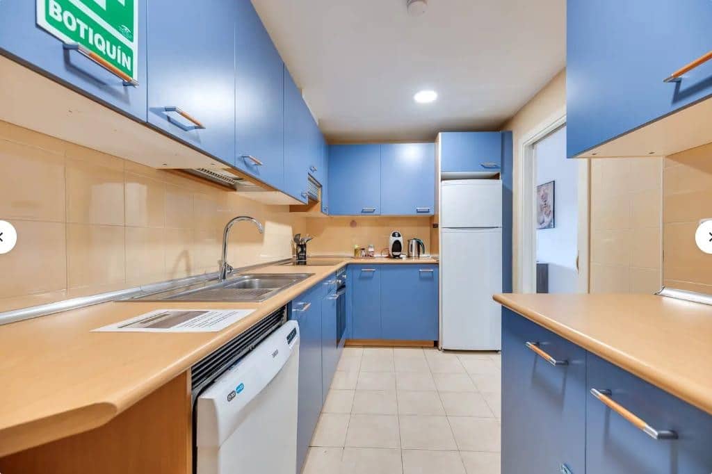 2 sovrum Lägenhet att hyra i San Pedro de Alcantara med garage - 1 750 € (Ref: 10046760)