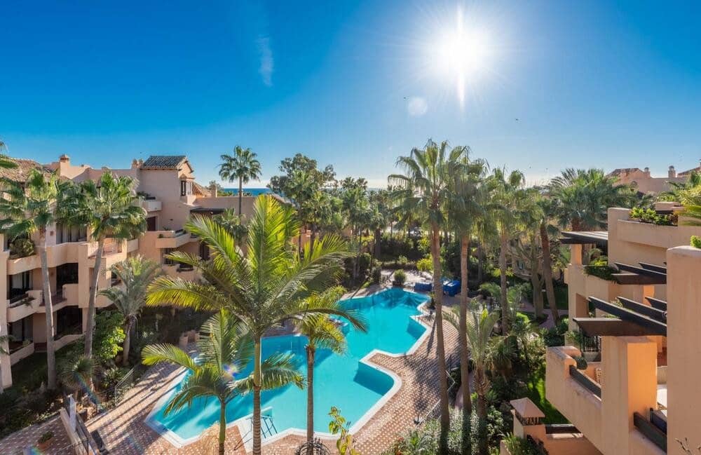 3 soveværelse Lejlighed til leje i San Pedro de Alcantara med swimmingpool garage - € 6.000 (Ref: 10048666)