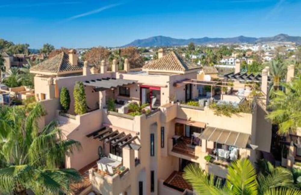 3 soveværelse Lejlighed til leje i San Pedro de Alcantara med swimmingpool garage - € 6.000 (Ref: 10048666)