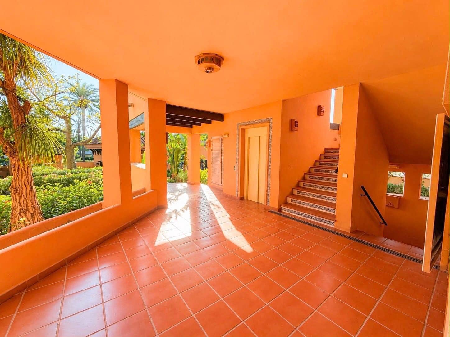 3 soveværelse Lejlighed til leje i San Pedro de Alcantara med swimmingpool garage - € 6.000 (Ref: 10048666)