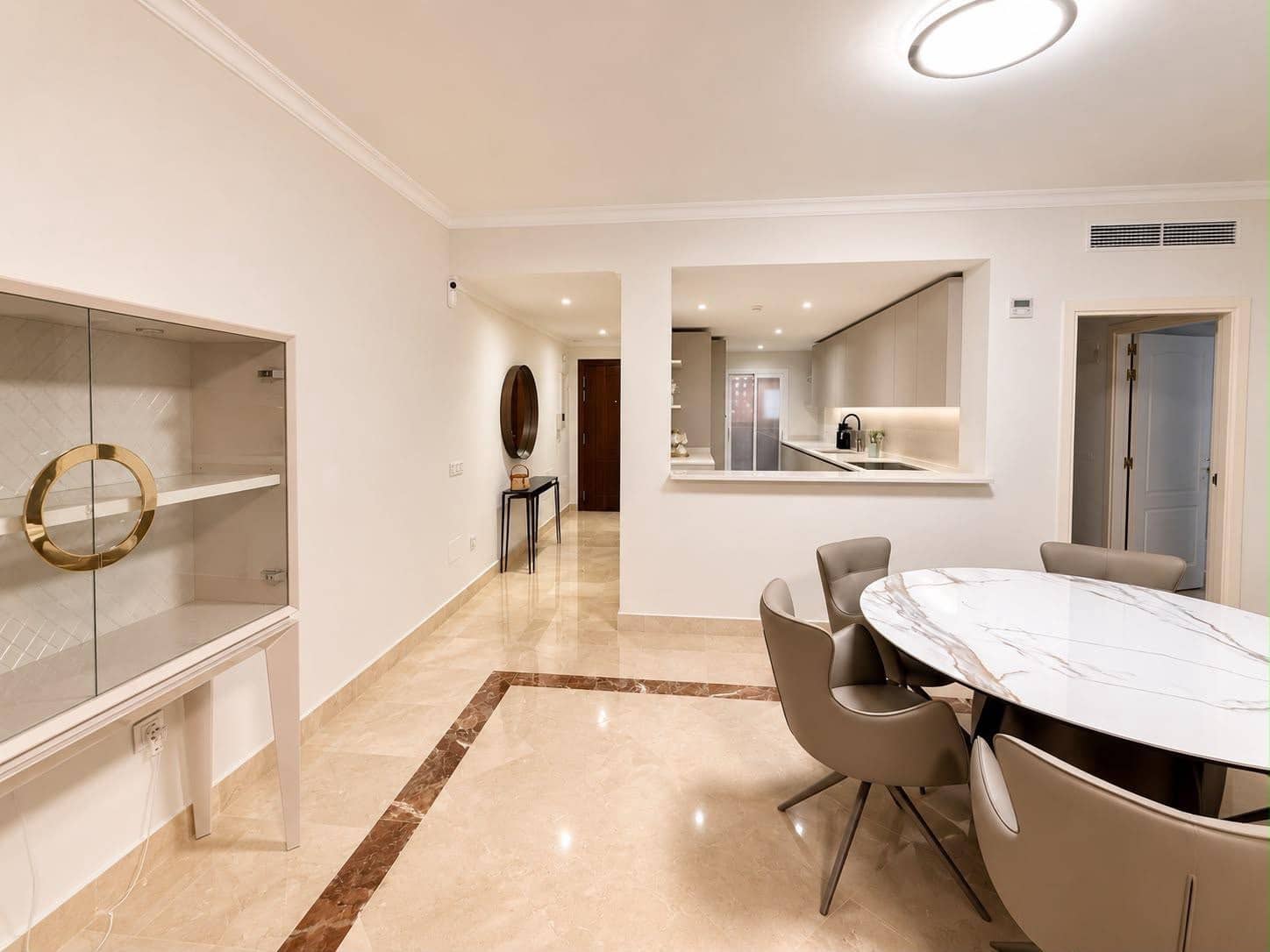 3 soveværelse Lejlighed til leje i San Pedro de Alcantara med swimmingpool garage - € 6.000 (Ref: 10048666)